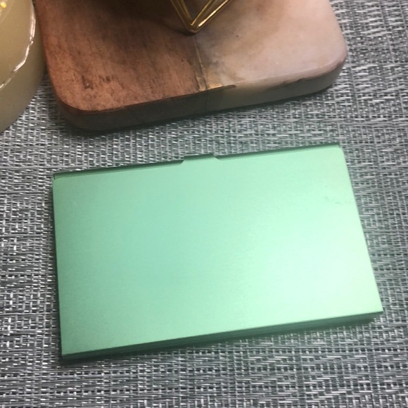 #48ele 🐘Elephant Green Metallic Business Card Holder🐘 - Picture 3 of 14